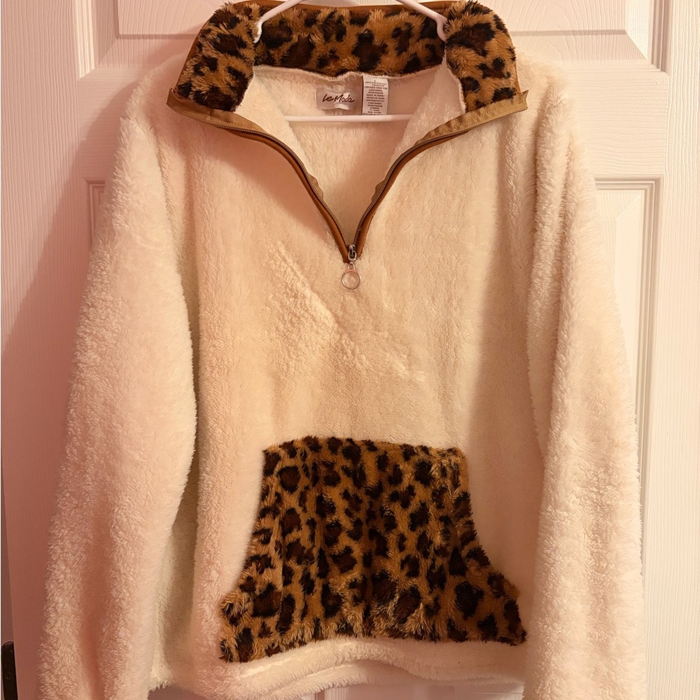 Le Moda Brown and White Faux Fur Cheetah Print Pullover